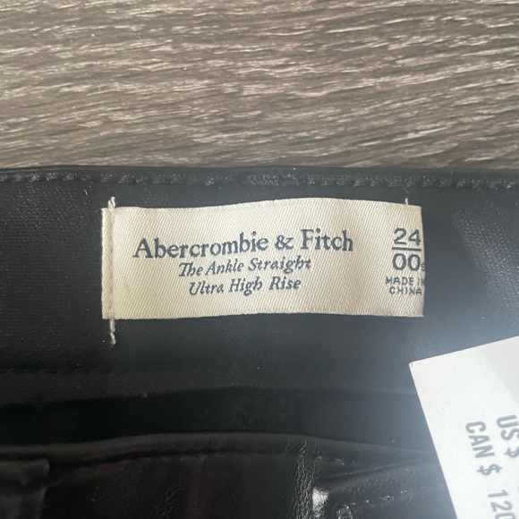 NWT Abercrombie Ultra High Rise Ankle Pant - Picture 2 of 6